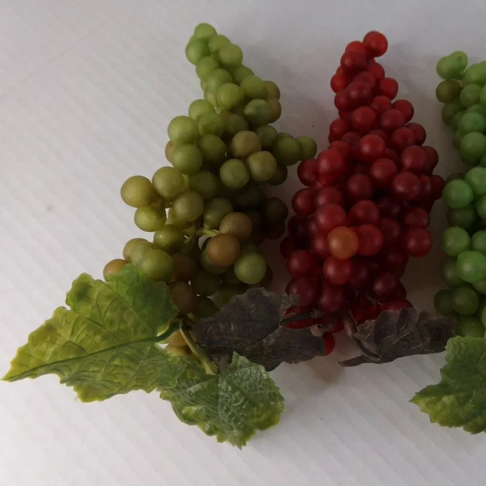 Plastic Rubber Artificial Decorative Grapes 6 Bunches Pods Faux